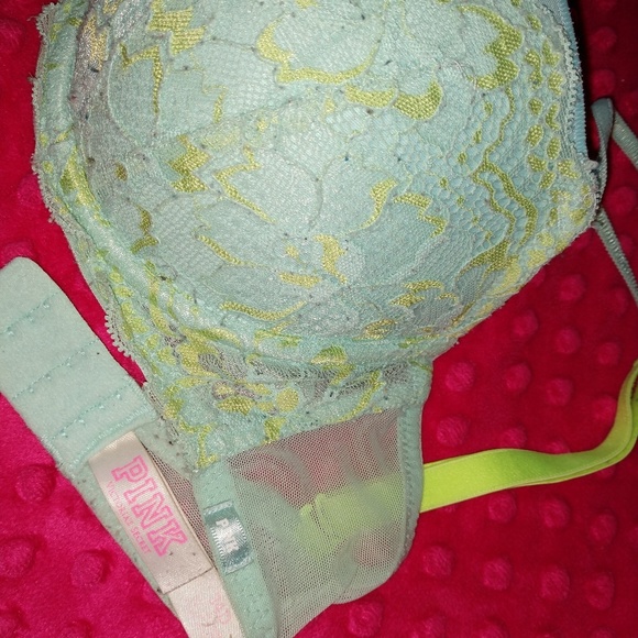 Pink VS bra - Picture 5 of 5